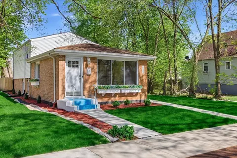 6323 S Wood St, Chicago, IL 60636
