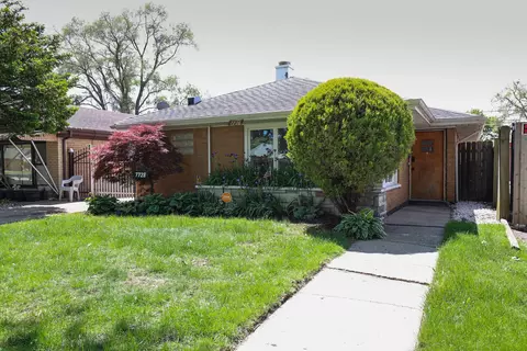7728 S Kilpatrick Ave, Chicago, IL 60652