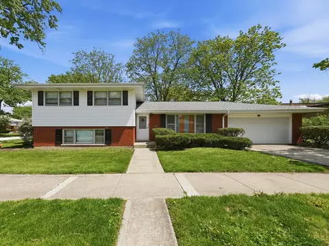 18345 Pierce Ave, Homewood, IL 60430