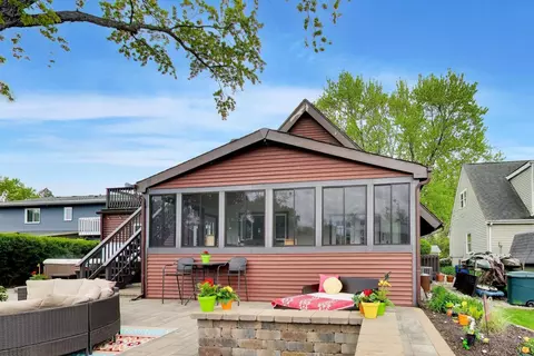 Exterior - 3006 Miller Dr, Mchenry, IL 60050 photo 7 of 8
