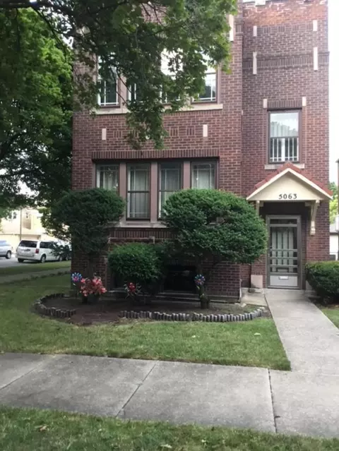5063 N Mango Ave, Chicago, IL 60630