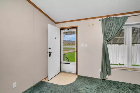 Entry Way - 2910 E 11th Rd, Ottawa, IL 61350 photo 1 of 1