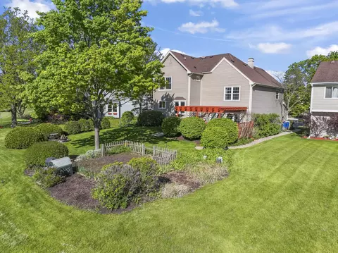 Exterior - 1432 Brahms Ct, Bartlett, IL 60103 photo 3 of 8