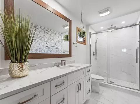 Bath - 1432 Brahms Ct, Bartlett, IL 60103 photo 1 of 5