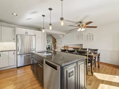 Kitchen - 1432 Brahms Ct, Bartlett, IL 60103 photo 3 of 7