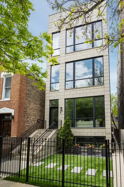 926 N Honore St #1, Chicago, IL 60622