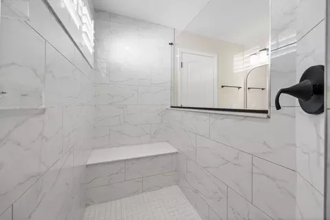 Bath - 12751 S Grace Ln, Plainfield, IL 60585 photo 3 of 3