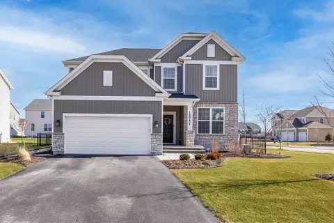 Exterior - 12751 S Grace Ln, Plainfield, IL 60585 photo 2 of 13
