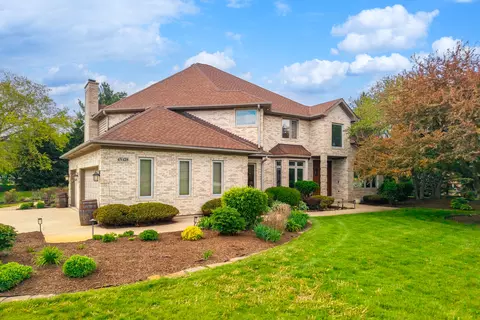 4 N428 Kingswood Ct, Wayne, IL 60184