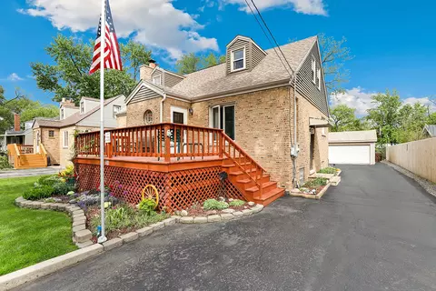 15715 Lavergne Ave, Oak Forest, IL 60452