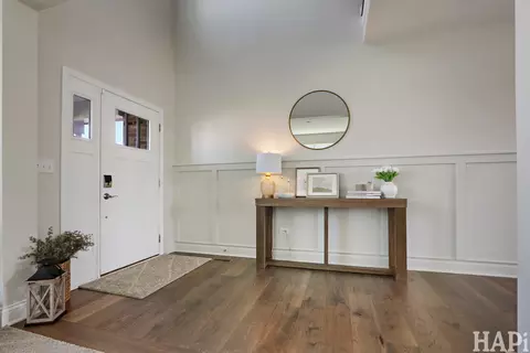 Entry Way - 1849 Amarillo Blvd, Elgin, IL 60124 photo 1 of 6
