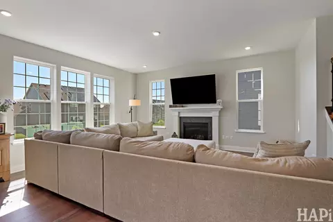 Living - 1849 Amarillo Blvd, Elgin, IL 60124 photo 1 of 2