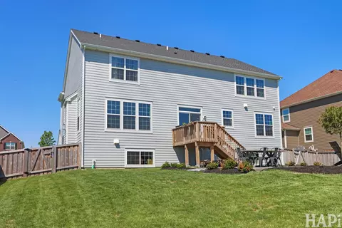 Exterior - 1849 Amarillo Blvd, Elgin, IL 60124 photo 3 of 5