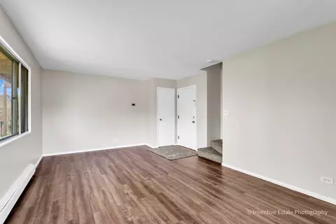 Living - 2506 Algonquin Rd #18, Rolling Meadows, IL 60008 photo 1 of 4