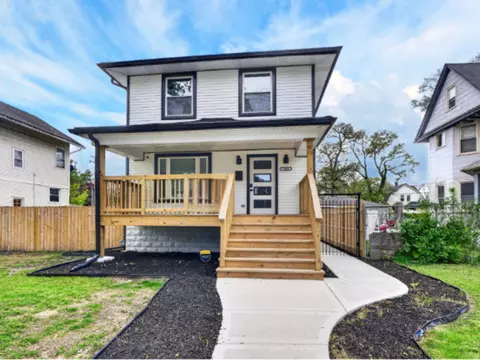 1508 S 7th Ave, Maywood, IL 60153