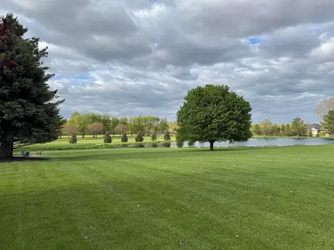 Exterior - 13818 Thayer Rd, Hebron, IL 60034 photo 8 of 18