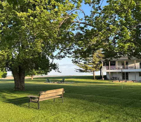 Exterior - 13818 Thayer Rd, Hebron, IL 60034 photo 15 of 18