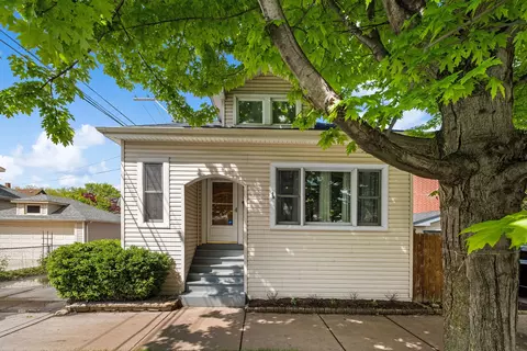 3348 N Keeler Ave, Chicago, IL 60641