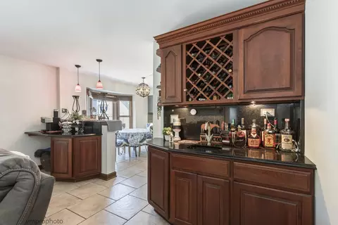 3780 Anjou Ln, Hoffman Estates, IL 60192 photo 7