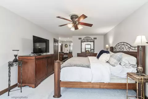 3780 Anjou Ln, Hoffman Estates, IL 60192 photo 18