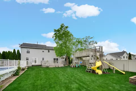 Exterior - 4730 W Lilac Ave, Monee, IL 60449 photo 2 of 11