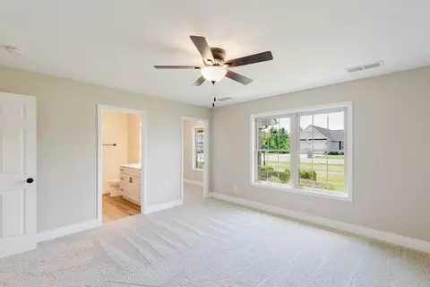 Bedroom - 3216 Palomino Ct, Herrin, IL 62948 photo 2 of 5