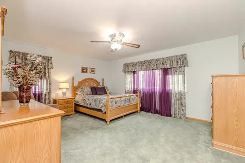 Bedroom - 1207 Russell St, Normal, IL 61761 photo 1 of 4