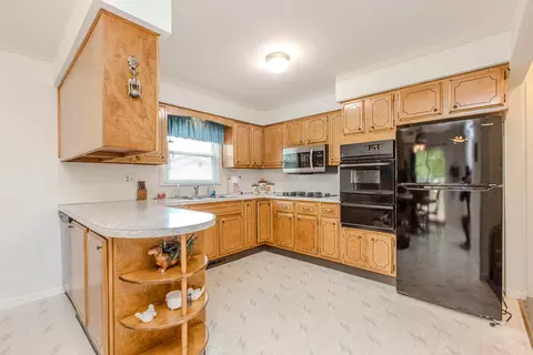 Kitchen - 1207 Russell St, Normal, IL 61761 photo 2 of 2