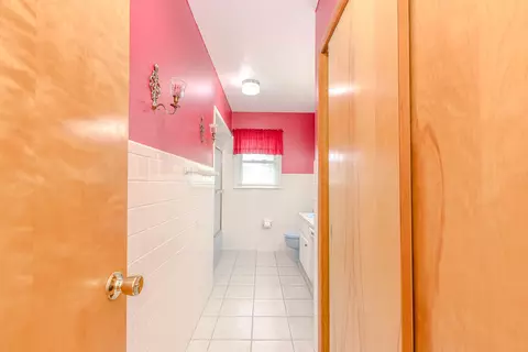 Entry Way - 1207 Russell St, Normal, IL 61761 photo 2 of 2
