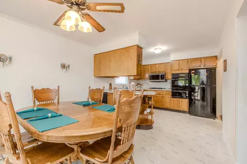 Dining - 1207 Russell St, Normal, IL 61761 photo 2 of 2