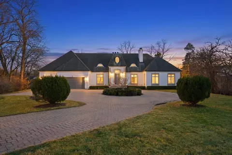 11361 W Plainfield Rd, Indian Head Park, IL 60525