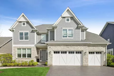 1102 White Pine Ln, Western Springs, IL 60558