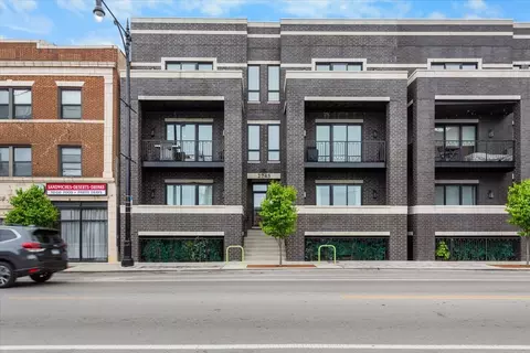 2745 W Lawrence Ave #2E, Chicago, IL 60625