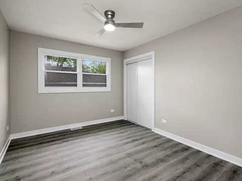 Bedroom - 14909 Martin Luther King Jr Dr, Dolton, IL 60419 photo 2 of 4