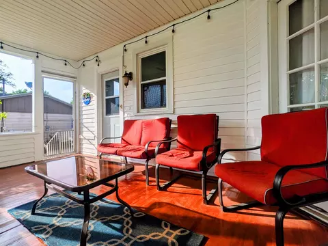 Exterior - 407 S Cherry St, Morrison, IL 61270 photo 2 of 4