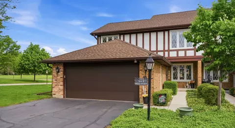 542 Cress Creek Ct, Crystal Lake, IL 60014