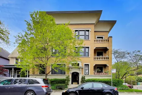 5400 S Dorchester Ave #3, Chicago, IL 60615