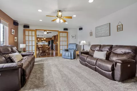 Living - 19142 Brompton Ct, Mokena, IL 60448 photo 2 of 4