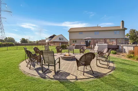 Exterior - 19142 Brompton Ct, Mokena, IL 60448 photo 4 of 7