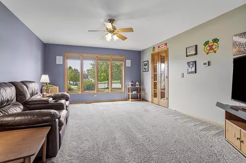 Living - 19142 Brompton Ct, Mokena, IL 60448 photo 4 of 4