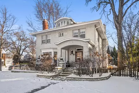 1003 Forest Ave, Wilmette, IL 60091