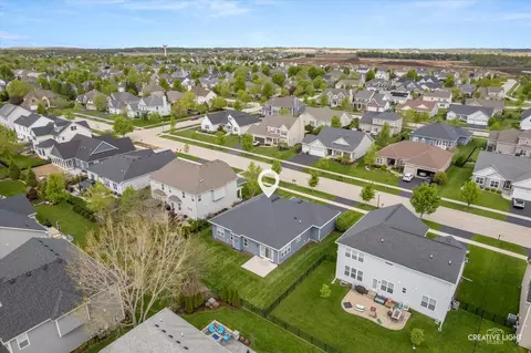 View/Area - 1403 Dodson Ave, Elburn, IL 60119 photo 4 of 9