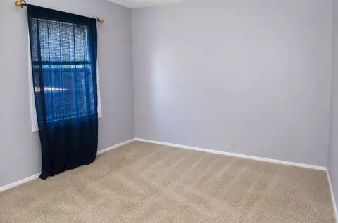 Bedroom - 2006 E 7th St, Sterling, IL 61081 photo 2 of 2
