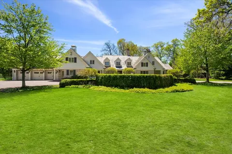 30 Bridlewood Rd, Northbrook, IL 60062
