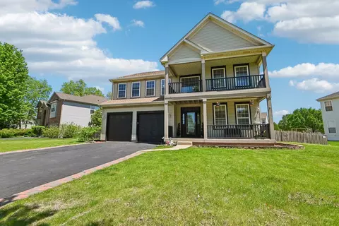 2154 Muirfield Trl, Bolingbrook, IL 60490