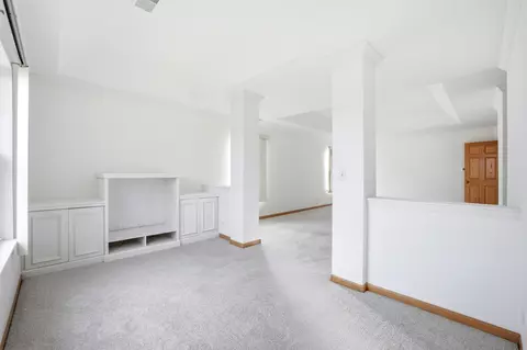 Living - 2812 Stuart Kaplan Ct, Aurora, IL 60503 photo 8 of 11