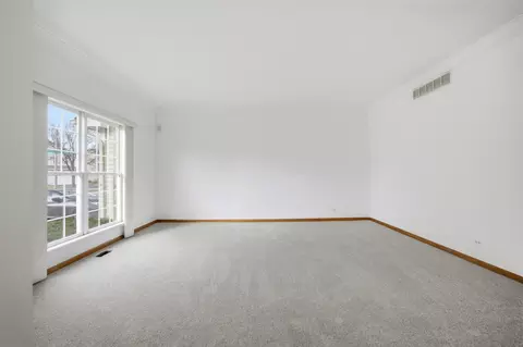 Living - 2812 Stuart Kaplan Ct, Aurora, IL 60503 photo 10 of 11