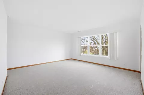 Living - 2812 Stuart Kaplan Ct, Aurora, IL 60503 photo 9 of 11