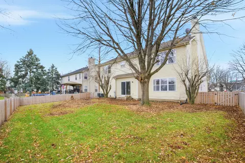 Exterior - 2812 Stuart Kaplan Ct, Aurora, IL 60503 photo 3 of 4