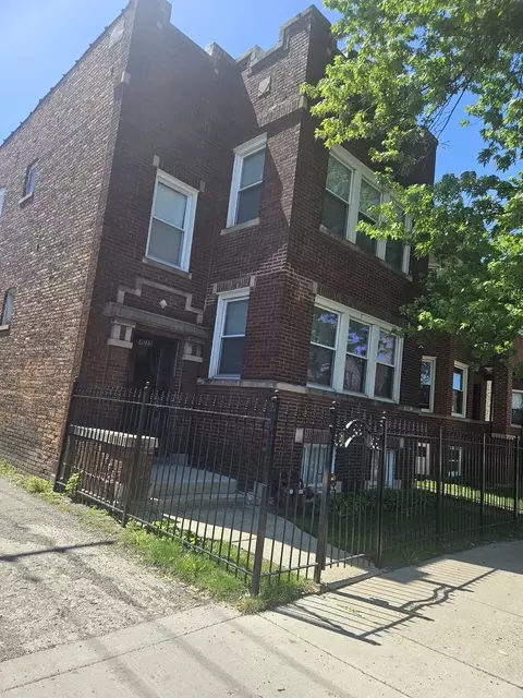 4015 W Potomac Ave, Chicago, IL 60651